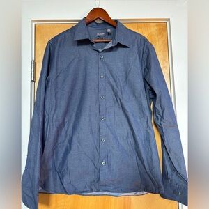 Van Heusen Button Down Shirt Never Tuck Slim Fit Blue Chambray Denim Collar Polo